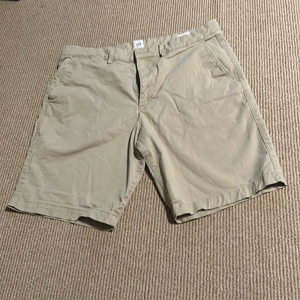 Khaki shorts